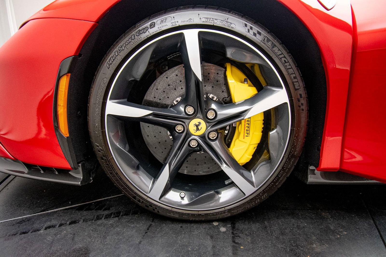 Used 2022 Ferrari SF90 Spider image 53