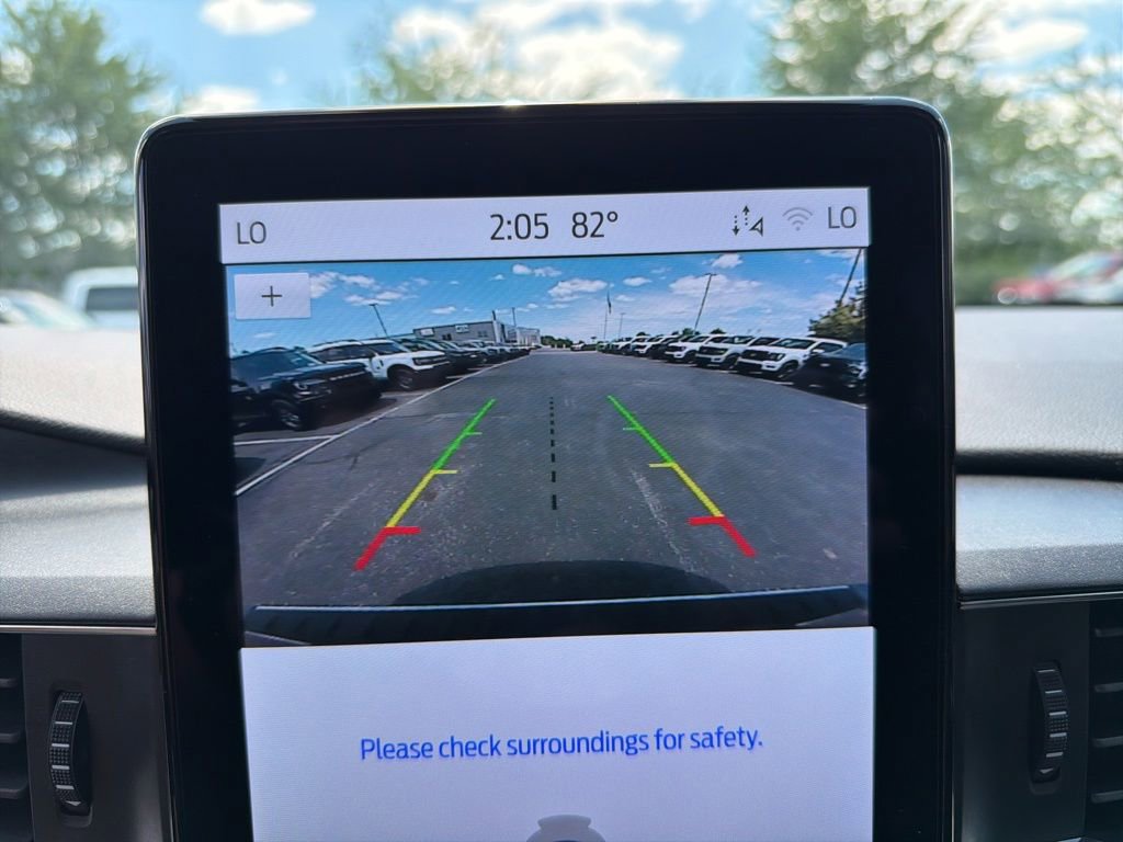 Used 2024 Ford Explorer Limited w/ Limited Technology Package AWD/4WD image 13