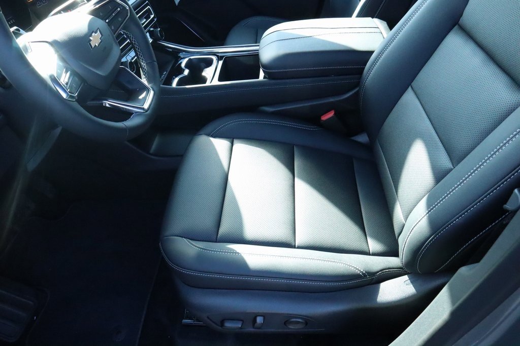 New 2026 Chevrolet Traverse LT image 11