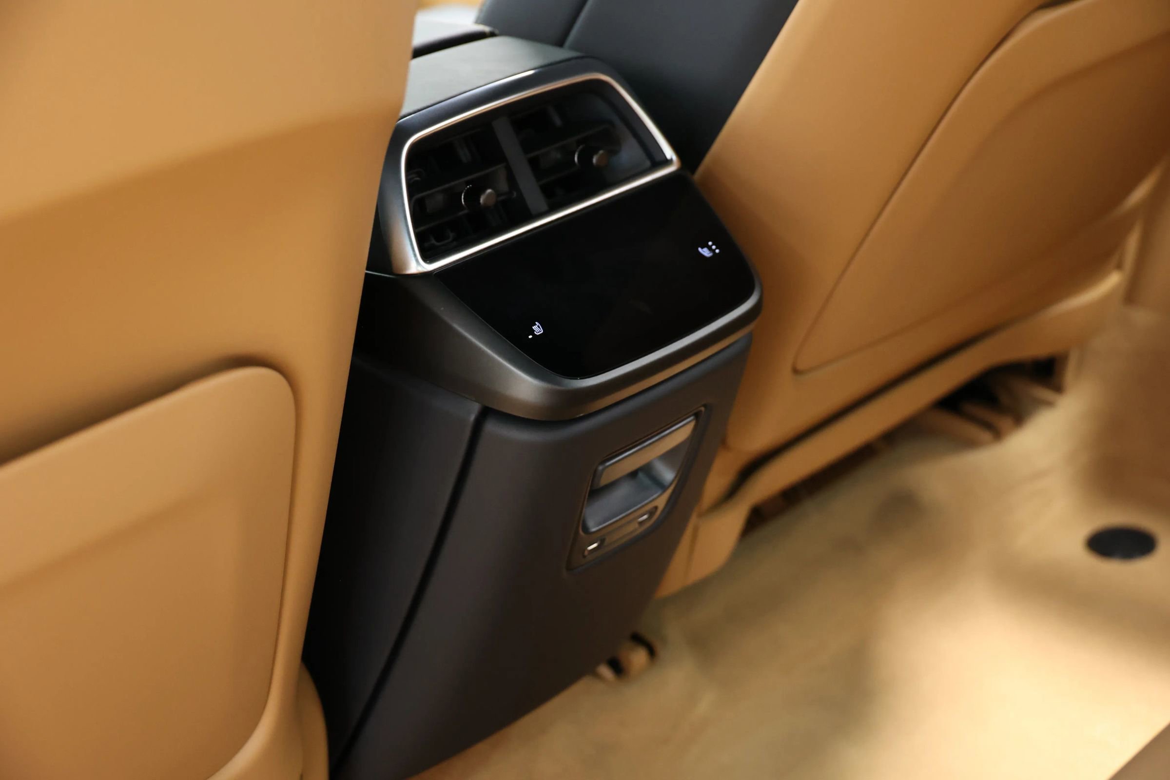 Used 2023 Lucid Air Touring image 59