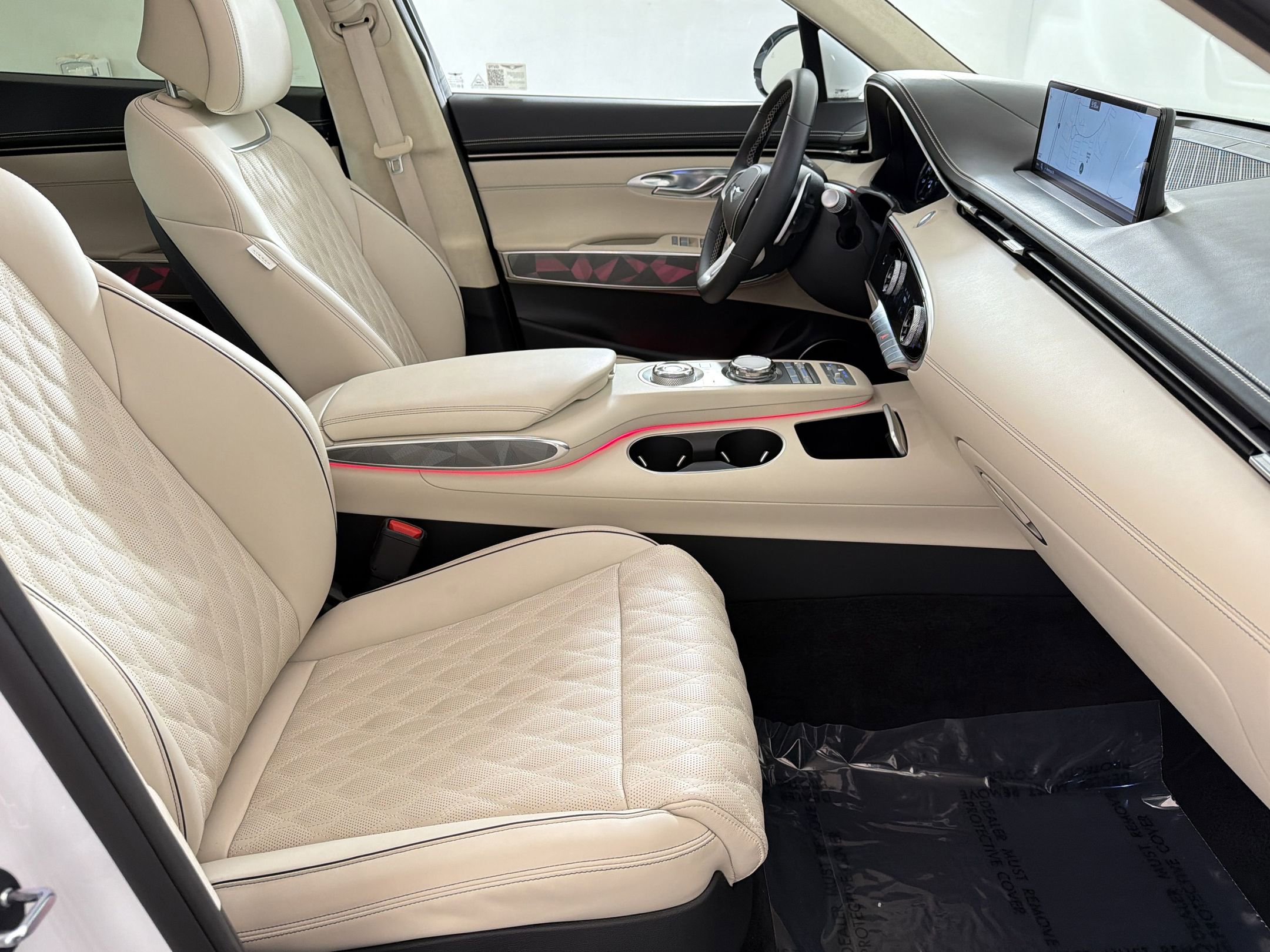 Used 2025 Genesis GV70 3.5T Sport w/ Sport Advanced Package image 34