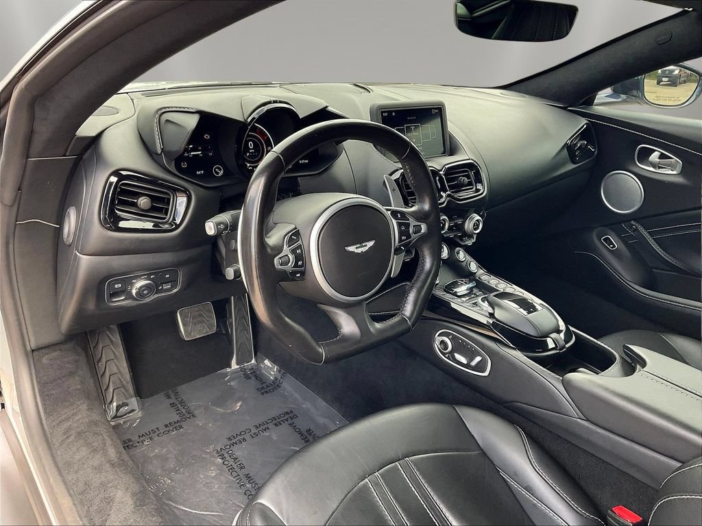 Used 2020 Aston Martin V8 Vantage Coupe RWD image 16