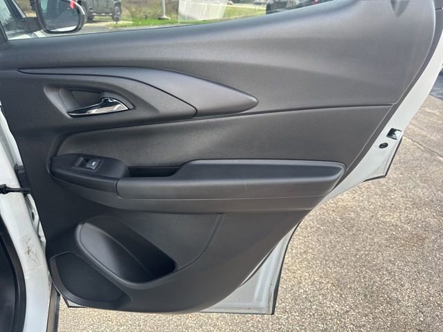 Used 2024 Chevrolet TrailBlazer LT w/ LT Cold Weather Package AWD/4WD image 25