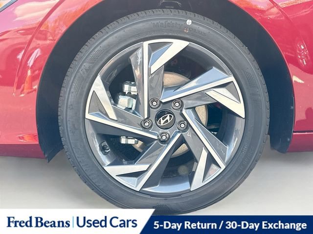 Used 2025 Hyundai Elantra Sport image 30