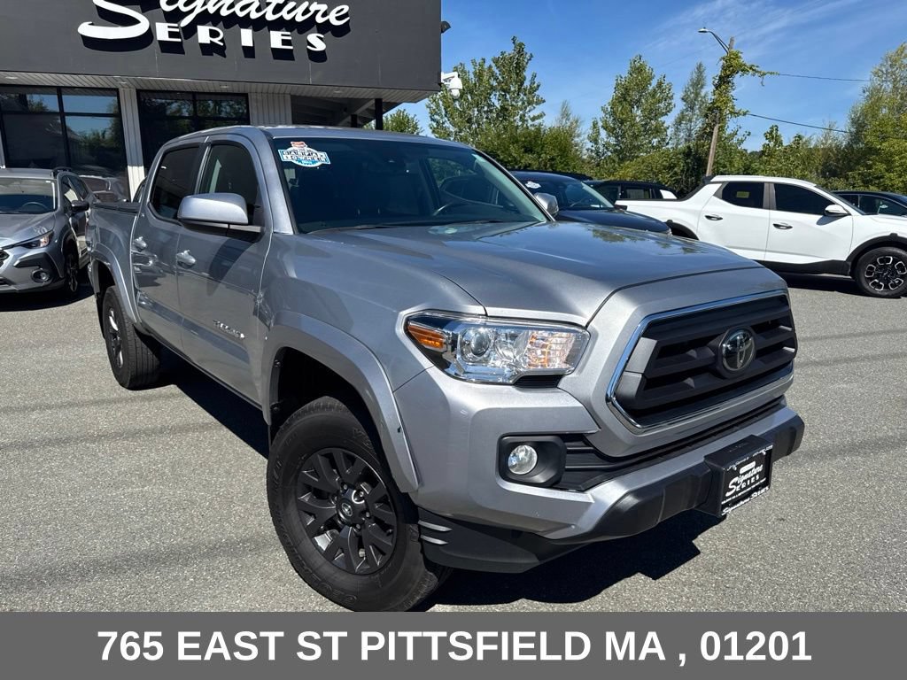 Used 2021 Toyota Tacoma SR5 AWD/4WD image 10