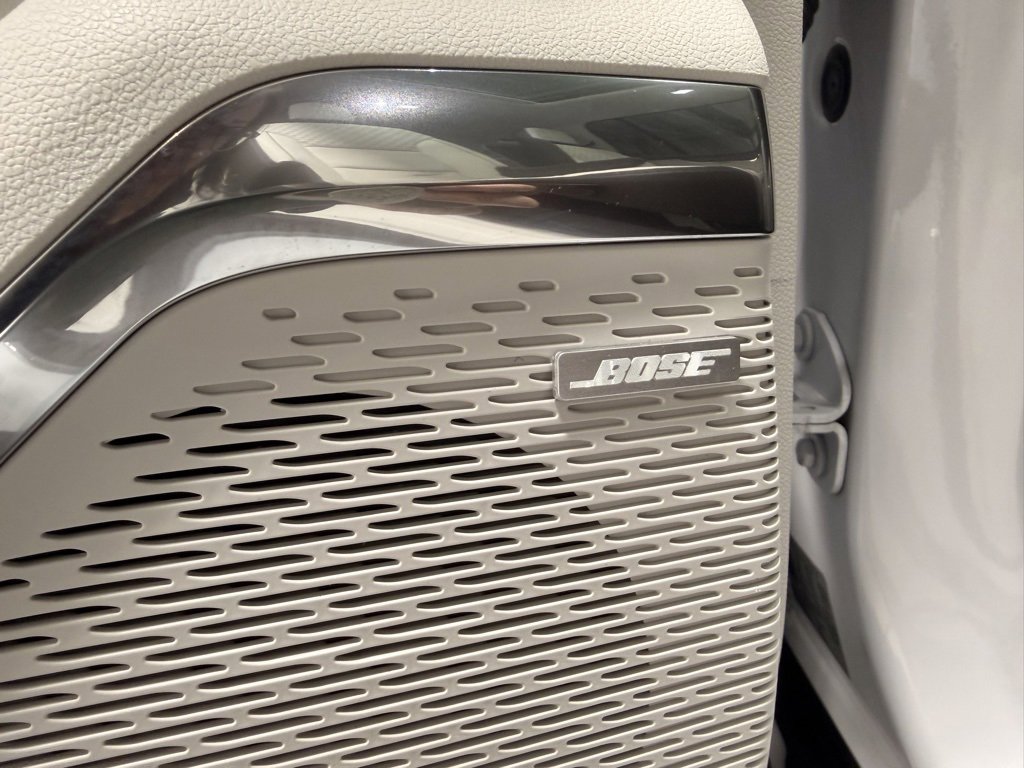 Used 2024 GMC Acadia Denali image 21