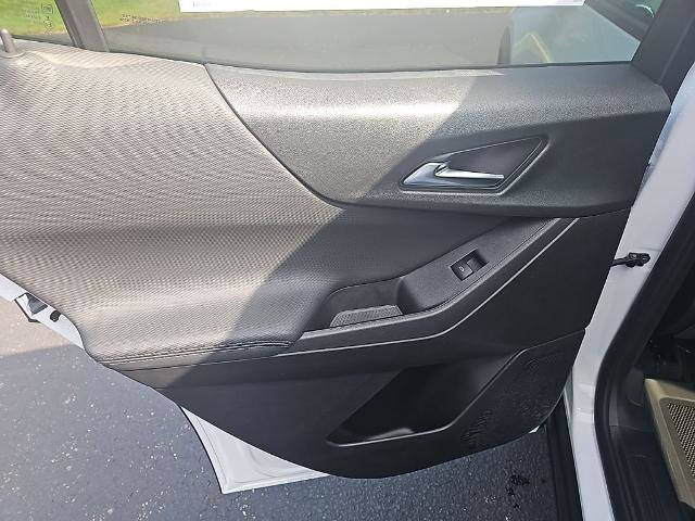 New 2026 Chevrolet Equinox LT w/ Convenience Package II image 18