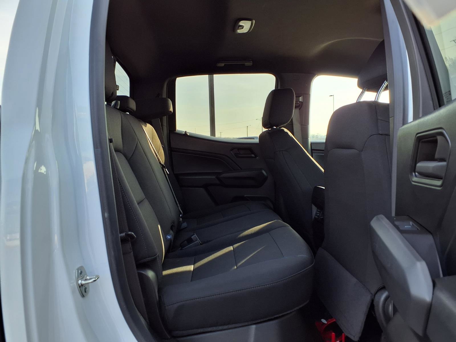 Used 2024 Chevrolet Colorado W/T w/ Technology Package AWD/4WD image 25