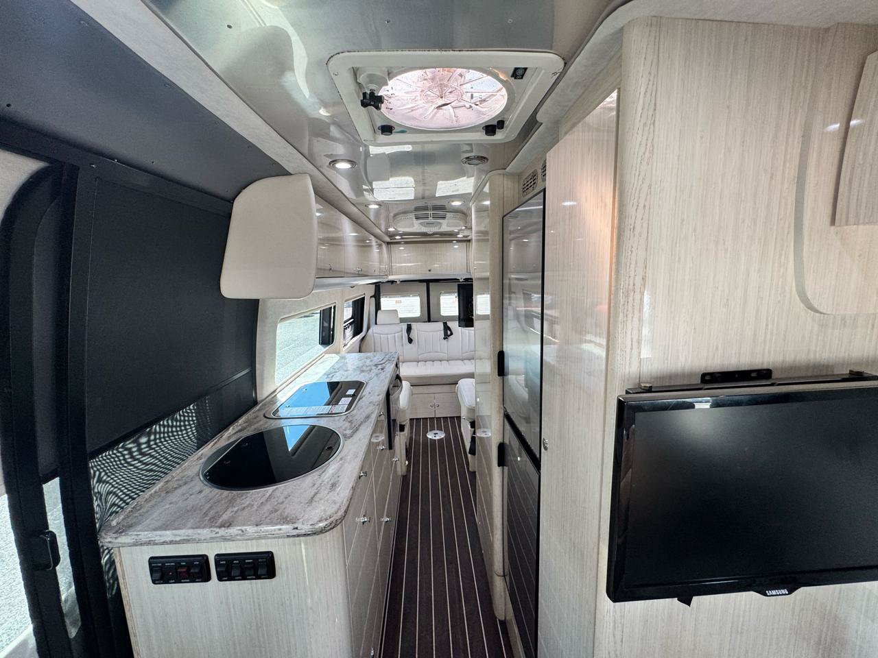 Used 2015 Mercedes-Benz Sprinter 3500 image 20