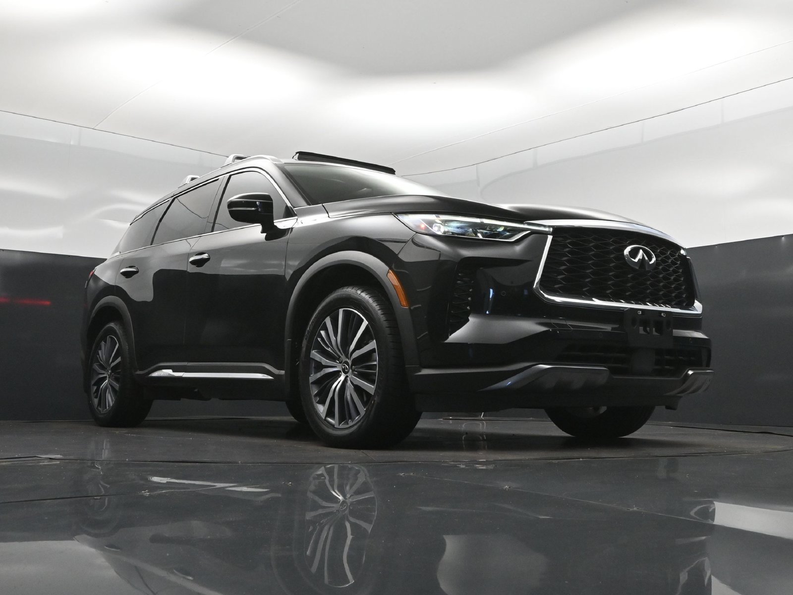 Certified 2023 INFINITI QX60 Sensory w/ Vision Package AWD/4WD image 45