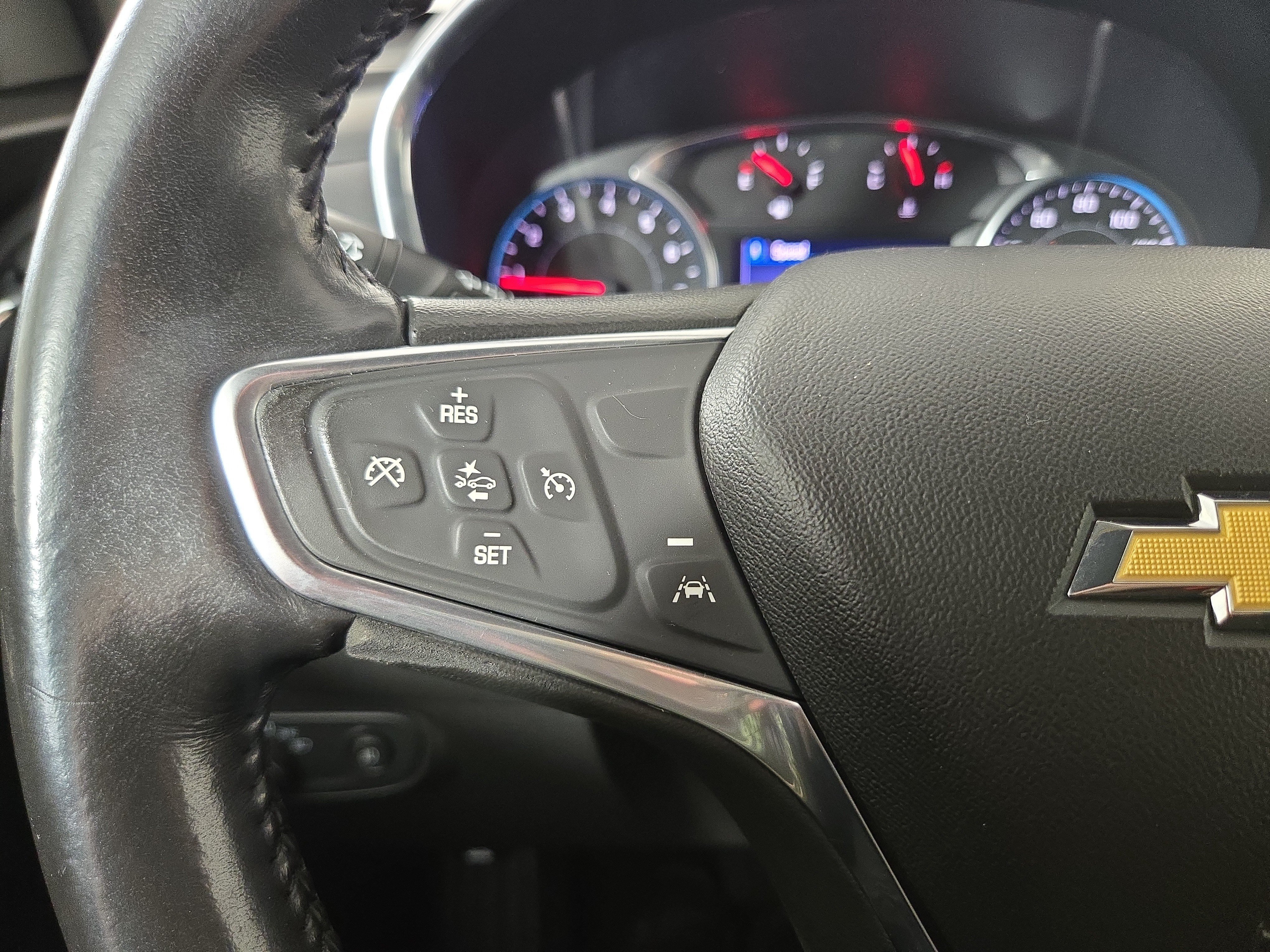 Certified 2020 Chevrolet Equinox LT w/ Driver Convenience Package FWD image 15