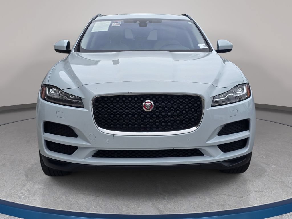 Used 2017 Jaguar F-PACE Prestige AWD/4WD image 3