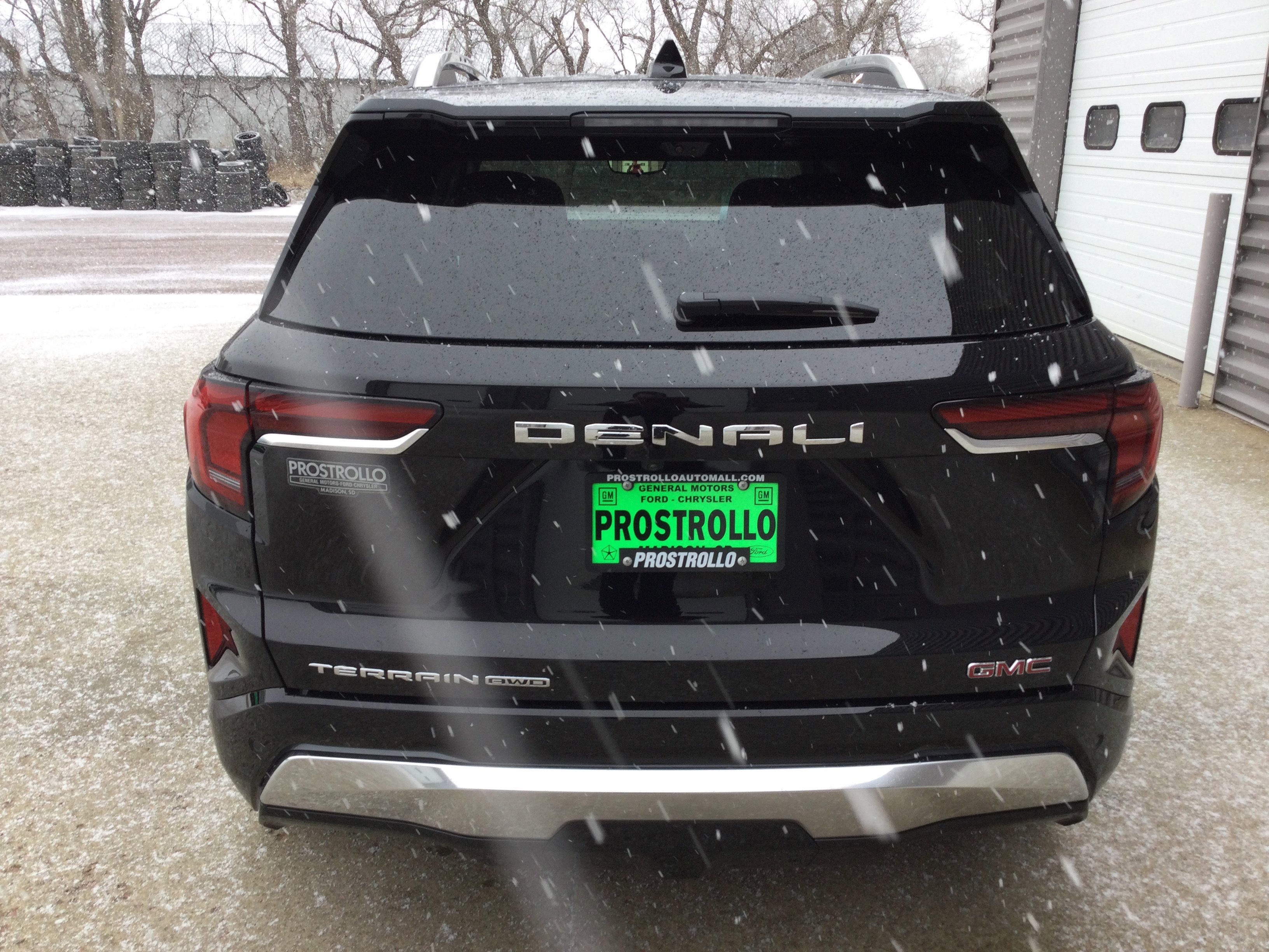 New 2026 GMC Terrain Denali image 4