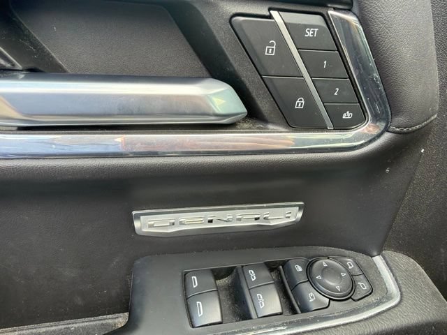 Used 2024 GMC Sierra 1500 Denali AWD/4WD image 10
