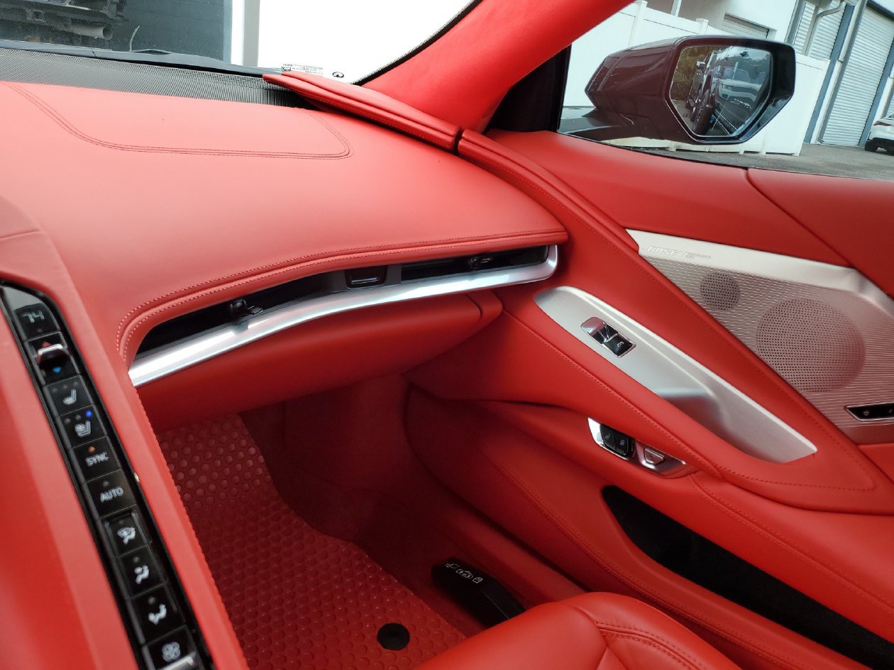 Used 2024 Chevrolet Corvette Stingray Premium Conv w/ 3LT RWD image 19