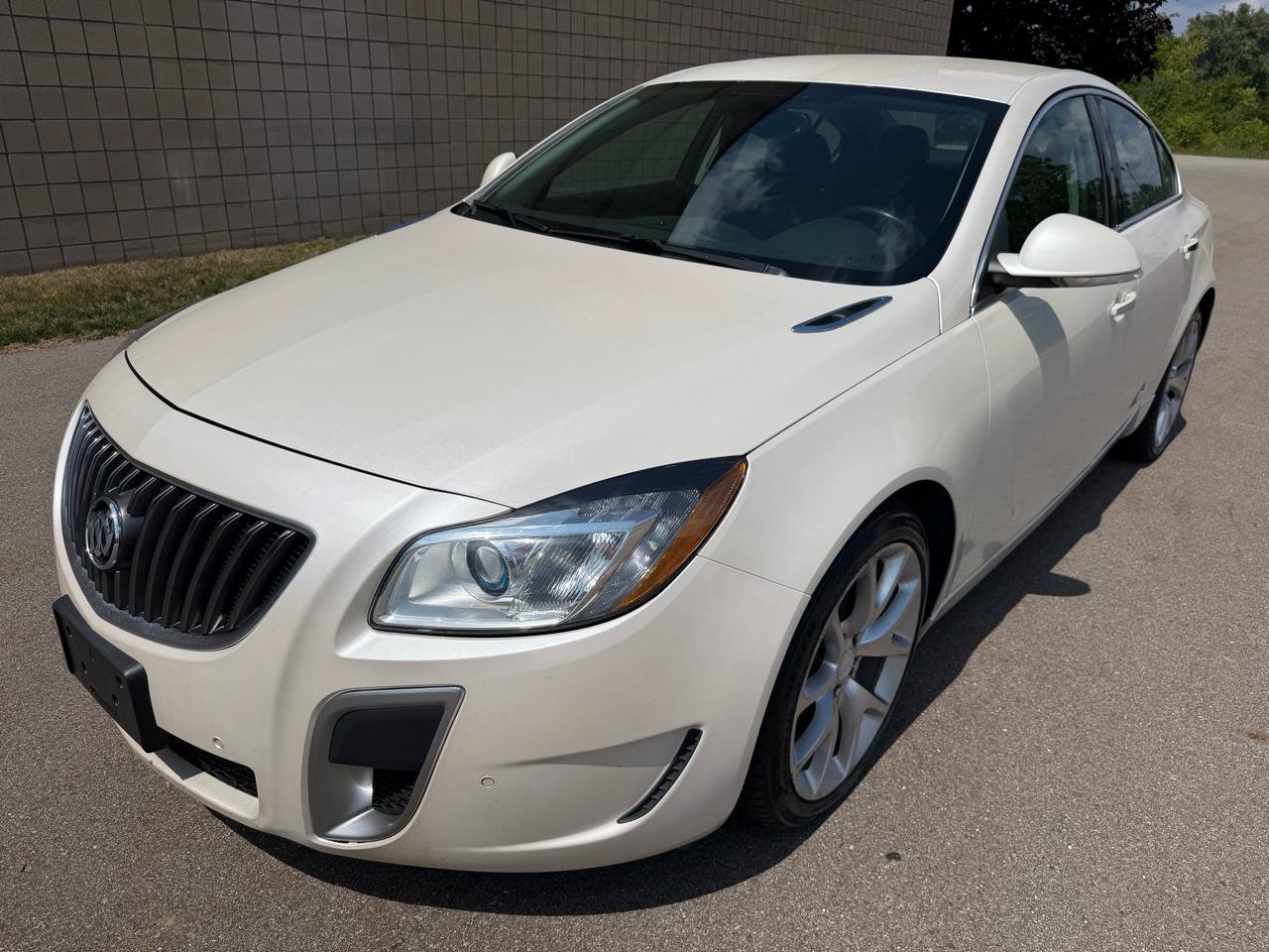 Used 2012 Buick Regal GS FWD image 1