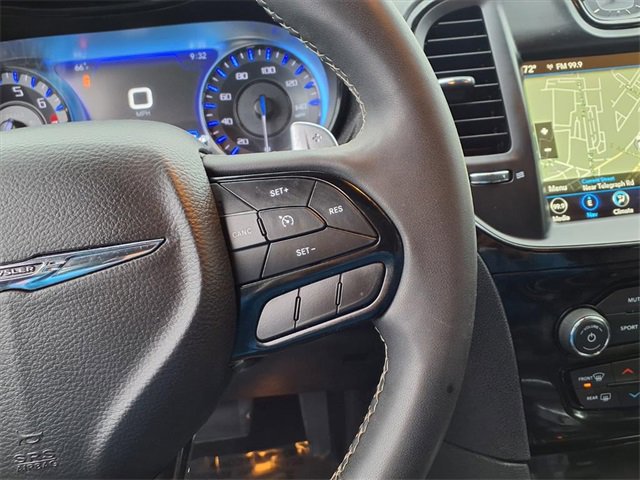 Used 2023 Chrysler 300 S image 18