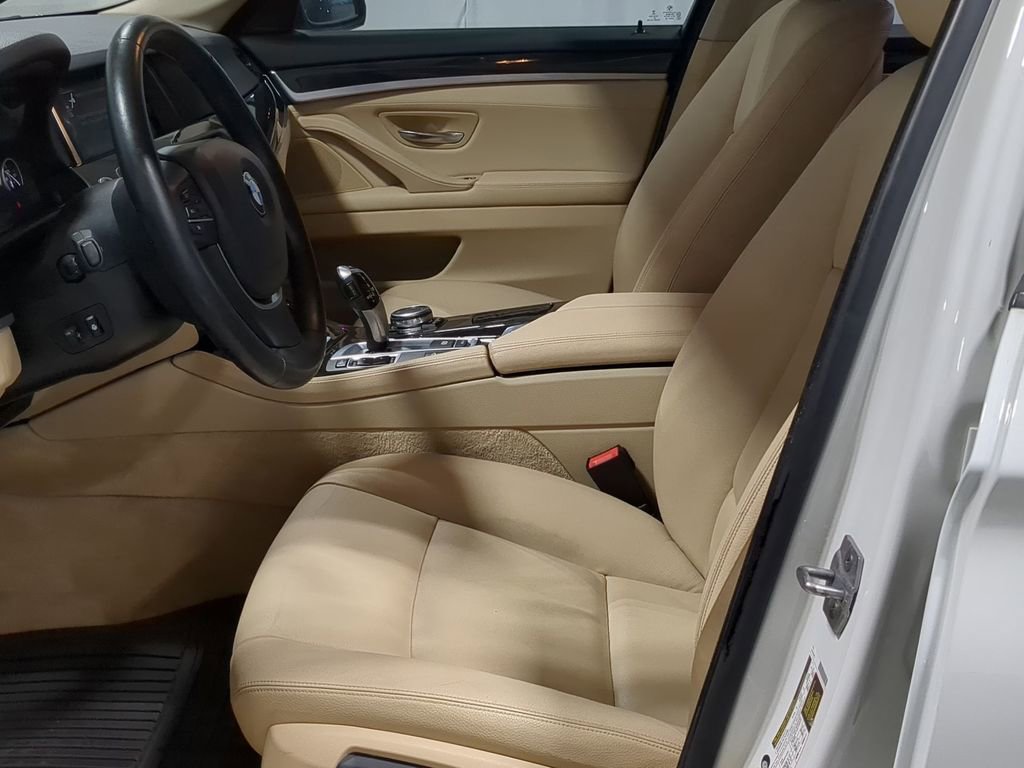 Used 2015 BMW 528i xDrive Sedan image 26