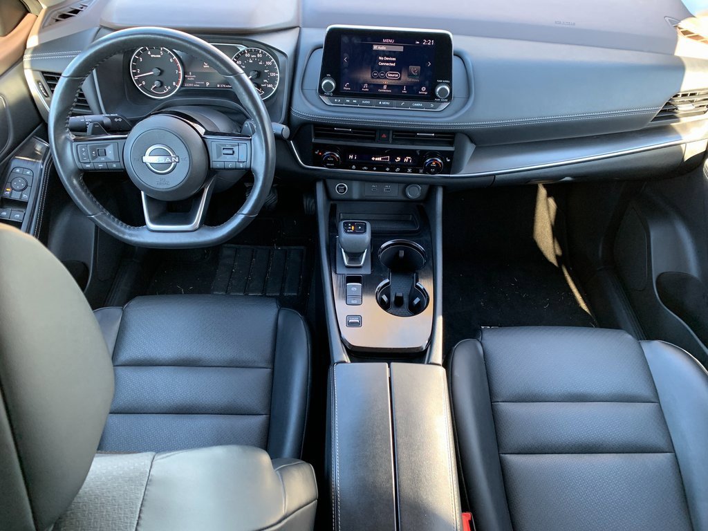 Used 2023 Nissan Rogue SV w/ SV Premium B Package image 16