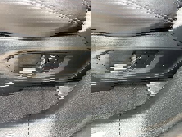 Certified 2024 Ford Explorer Platinum w/ Technology Package image 44