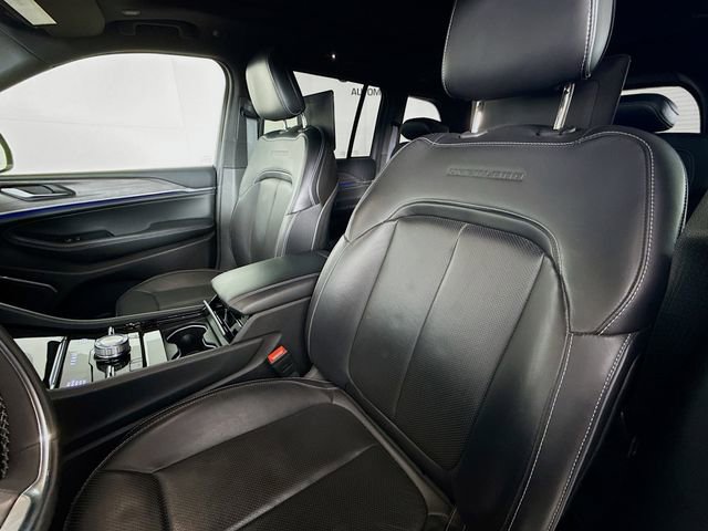 Used 2023 Jeep Grand Cherokee Overland w/ Rear Seat Video Group I AWD/4WD image 22