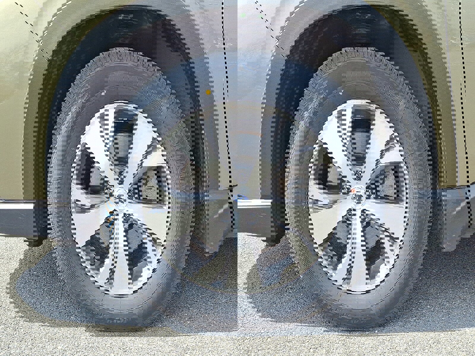 Used 2023 Subaru Ascent Premium w/ Convenience Package image 9