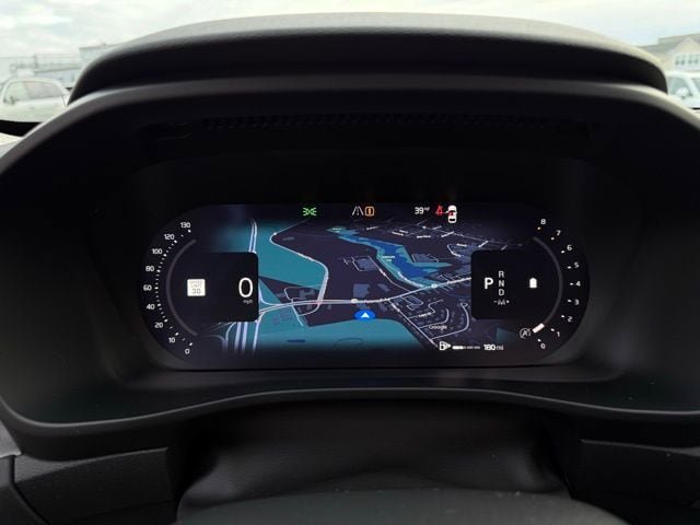 New 2026 Volvo XC40 B5 Core w/ Protection Package Premier AWD/4WD image 18
