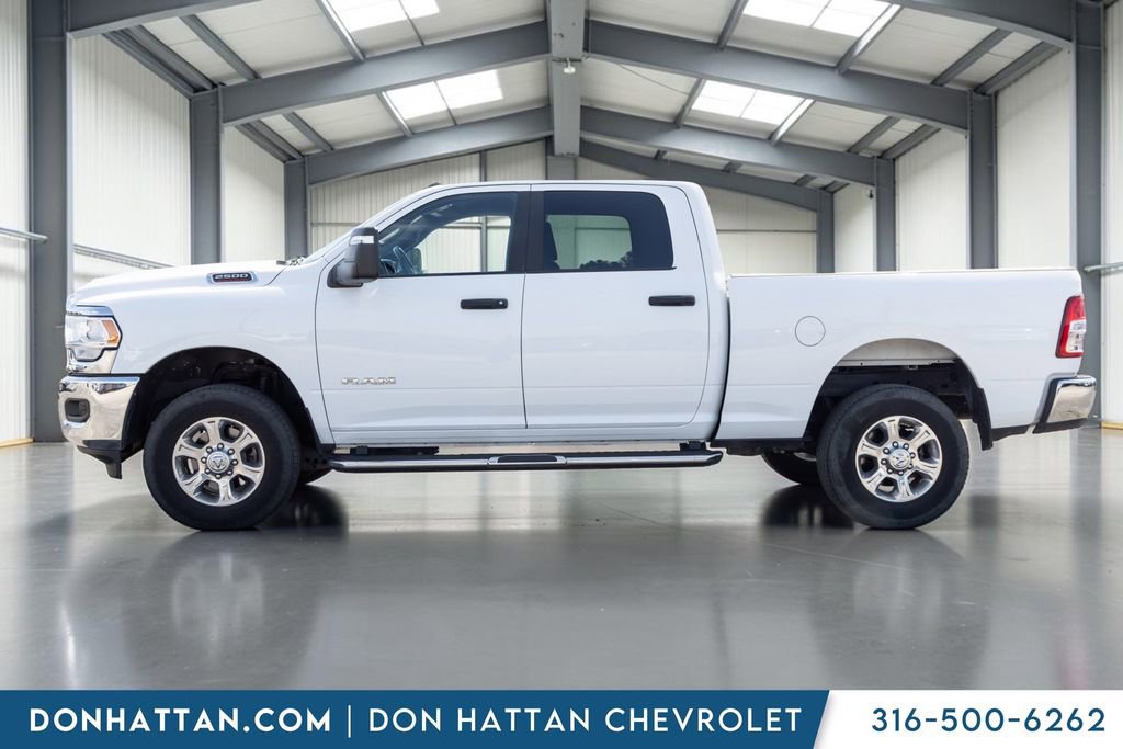 Used 2024 RAM 2500 Big Horn AWD/4WD image 2