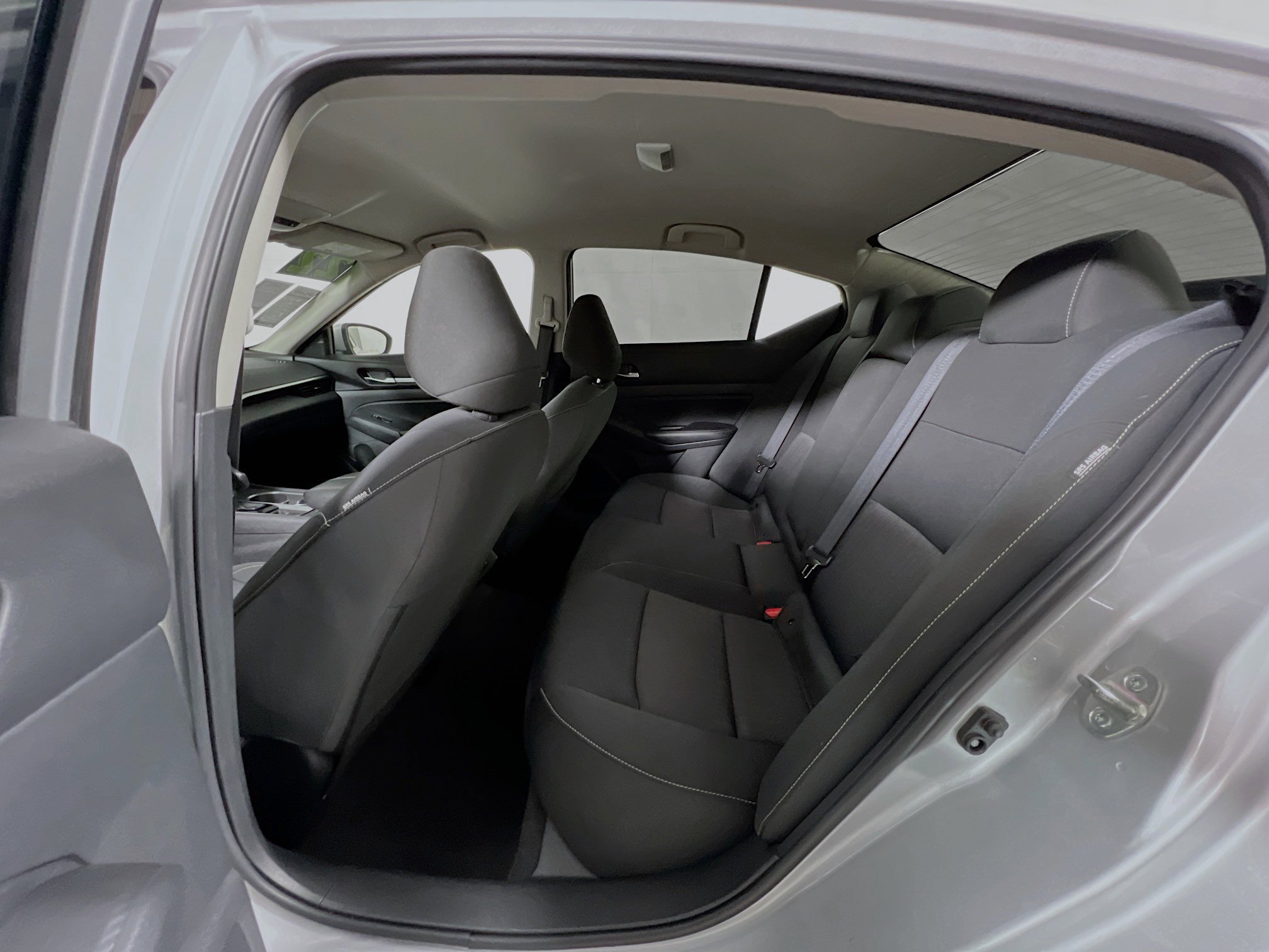 Used 2022 Nissan Altima 2.5 SV AWD/4WD image 29