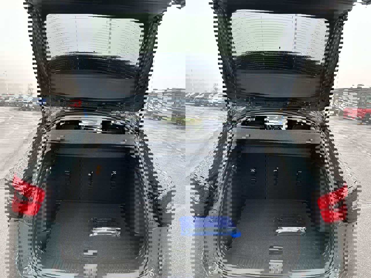 New 2026 Chevrolet Trax LT w/ Driver Confidence Package image 18