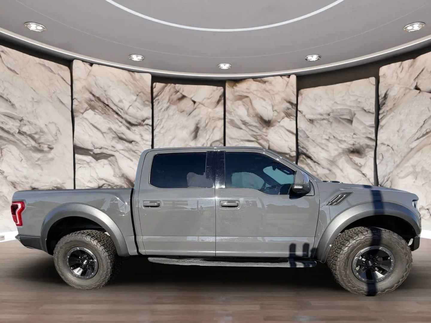 Used 2018 Ford F150 Raptor w/ Equipment Group 802A Luxury AWD/4WD image 4