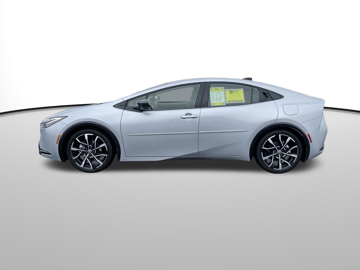 Used 2024 Toyota Prius Prime image 7