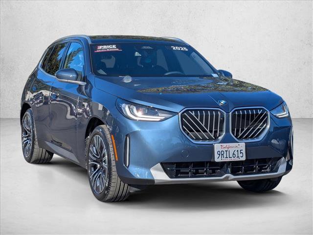 Used 2025 BMW X3 xDrive30i w/ Premium Package image 3