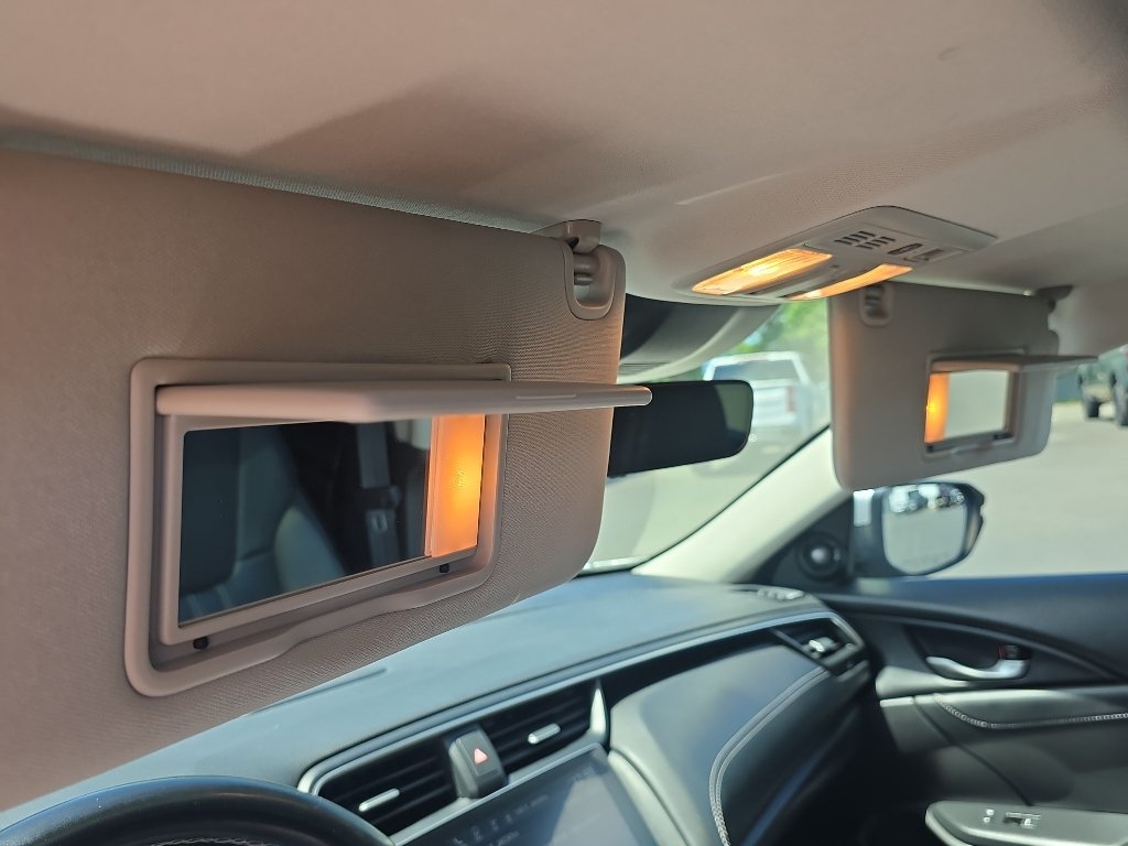 Used 2020 Honda Insight Touring image 13