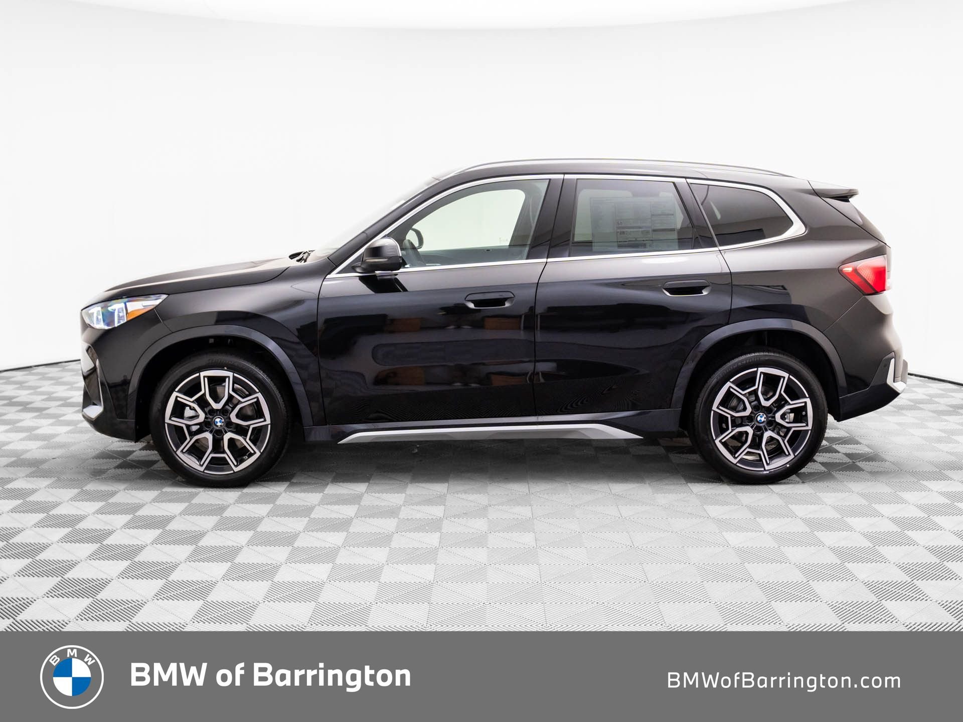 New 2026 BMW X1 xDrive28i w/ Convenience Package AWD/4WD image 2