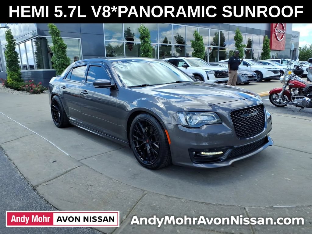 Used 2021 Chrysler 300 S w/ S Model Appearance Package RWD image 2