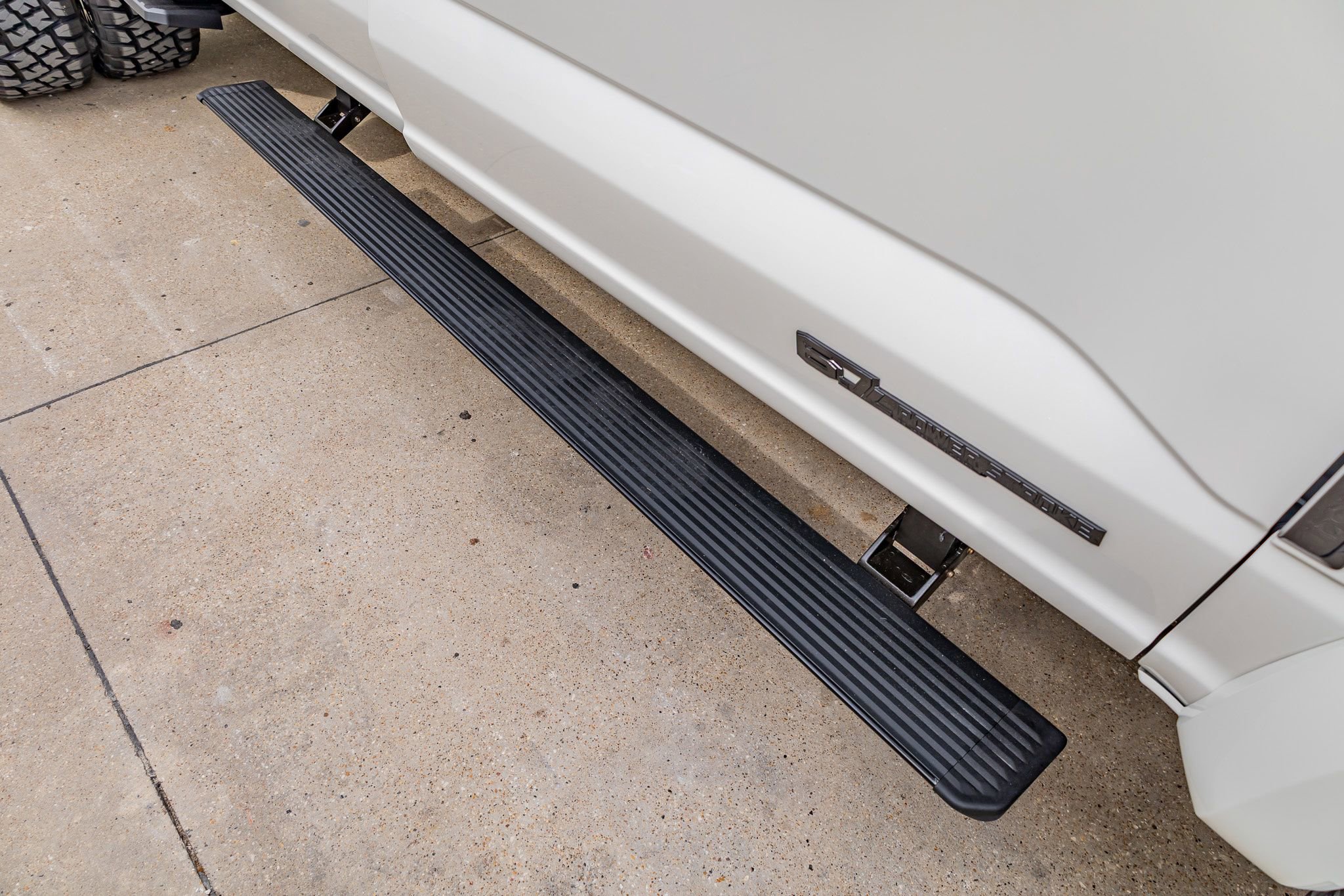 Used 2026 Ford F450 Platinum w/ Platinum Plus Package image 13