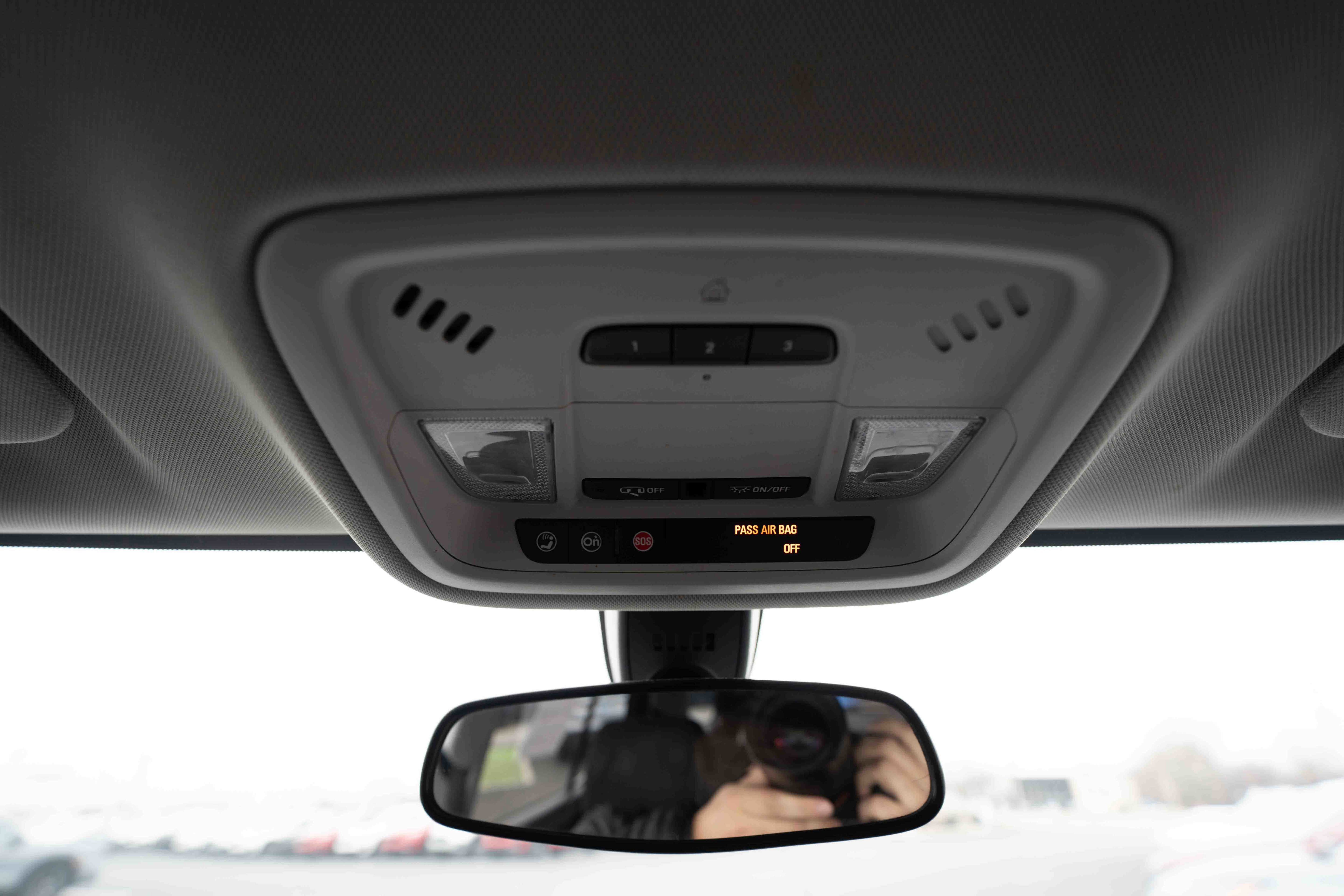 Used 2018 Chevrolet Traverse LT image 18