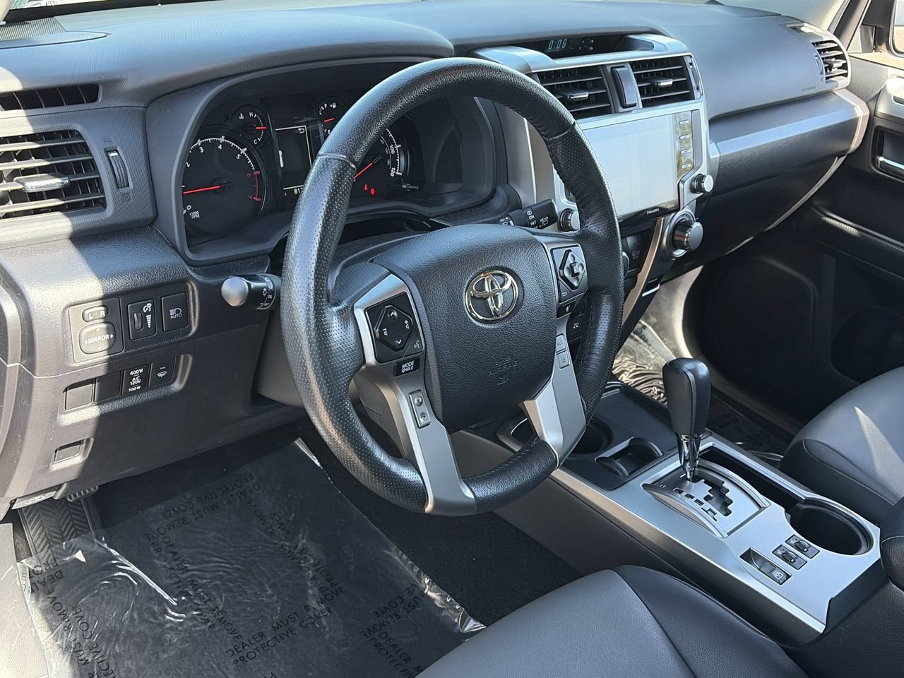 Used 2023 Toyota 4Runner SR5 Premium w/ Moonroof Package RWD image 11