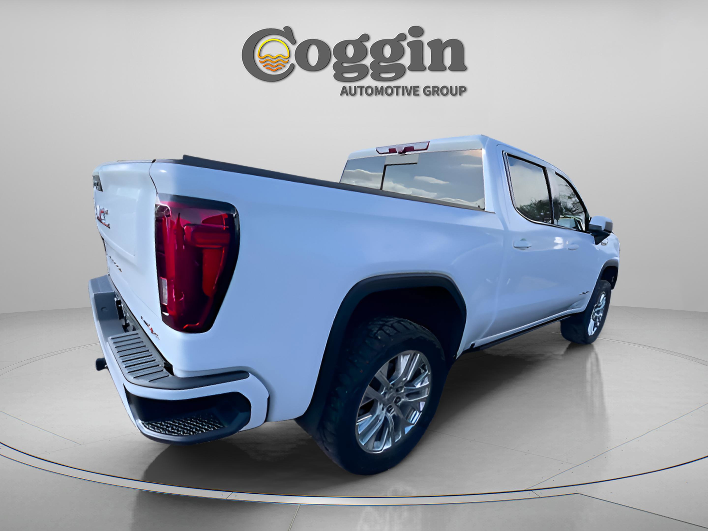 Used 2022 GMC Sierra 1500 AT4X image 22