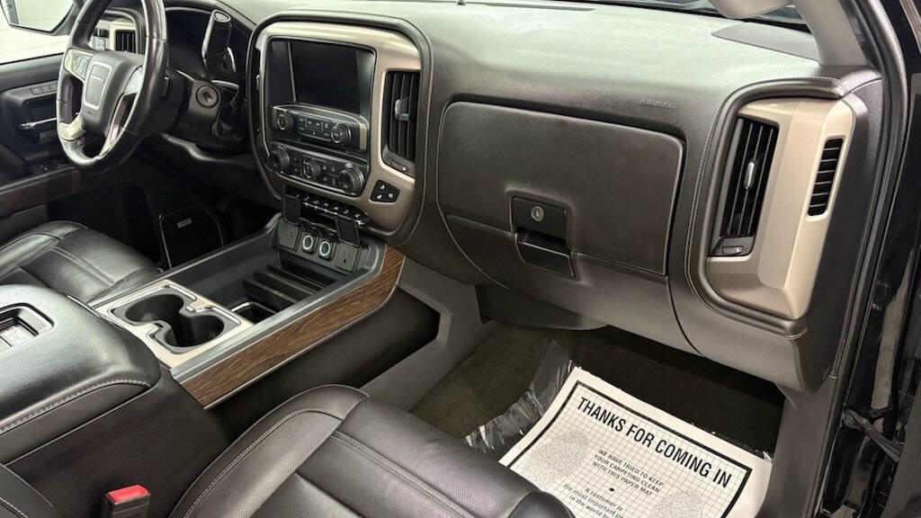Used 2018 GMC Sierra 1500 Denali w/ Denali Ultimate Package image 23