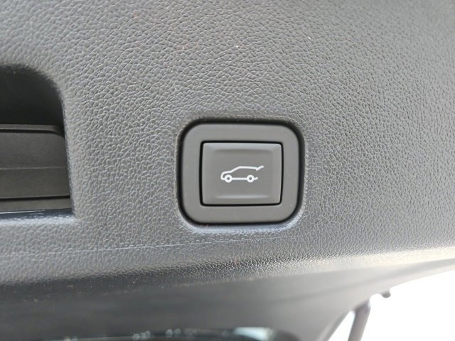 New 2025 GMC Acadia Elevation w/ Black Edition image 12