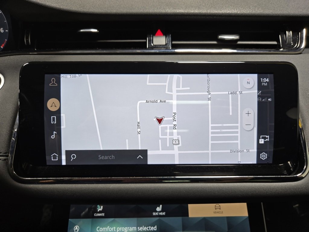 Used 2023 Land Rover Range Rover Evoque R-Dynamic SE image 28