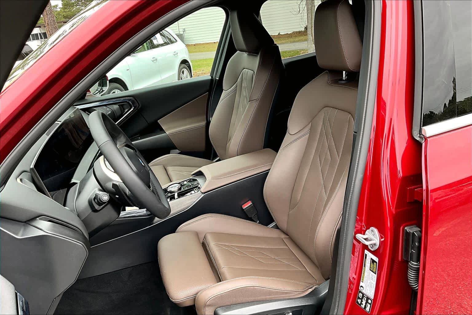 Certified 2025 BMW X3 xDrive30i image 8