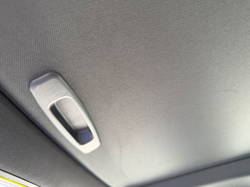 Used 2025 Lexus UX 300h AWD w/ Accessory Package (Z2) image 21