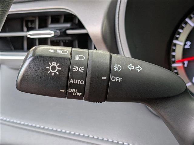 Used 2021 Toyota Highlander LE image 9