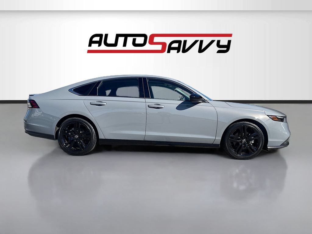 Used 2024 Honda Accord Sport image 8