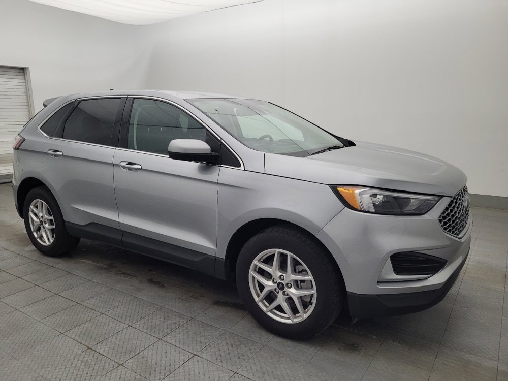 Used 2024 Ford Edge SEL image 11