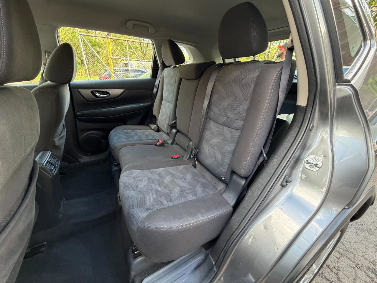 Used 2016 Nissan Rogue S AWD/4WD image 27