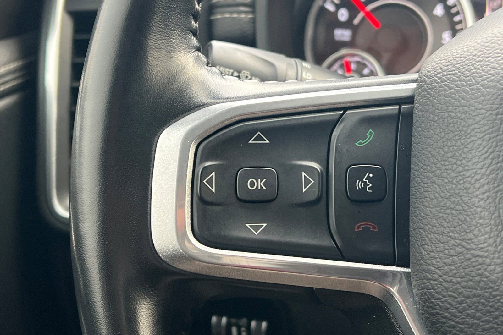 Used 2022 RAM 1500 Laramie image 32